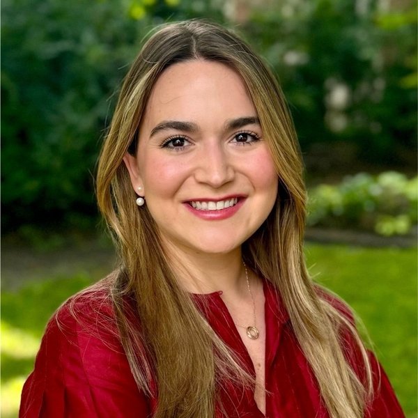 Veronica Vazquez-Olivieri